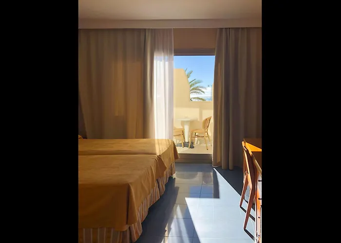 Sercotel Kalma 4* 锡切斯